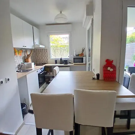 Le Cosy Avec Jardin Terrasse Couverte Et Parking Gratuit * Caen